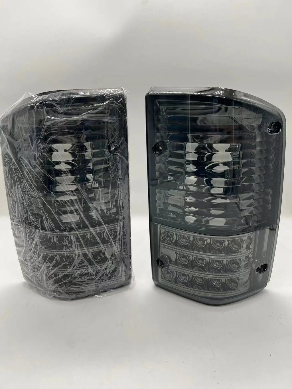 Paire de feux arrière Led pour Patrol Y60 1988/1997